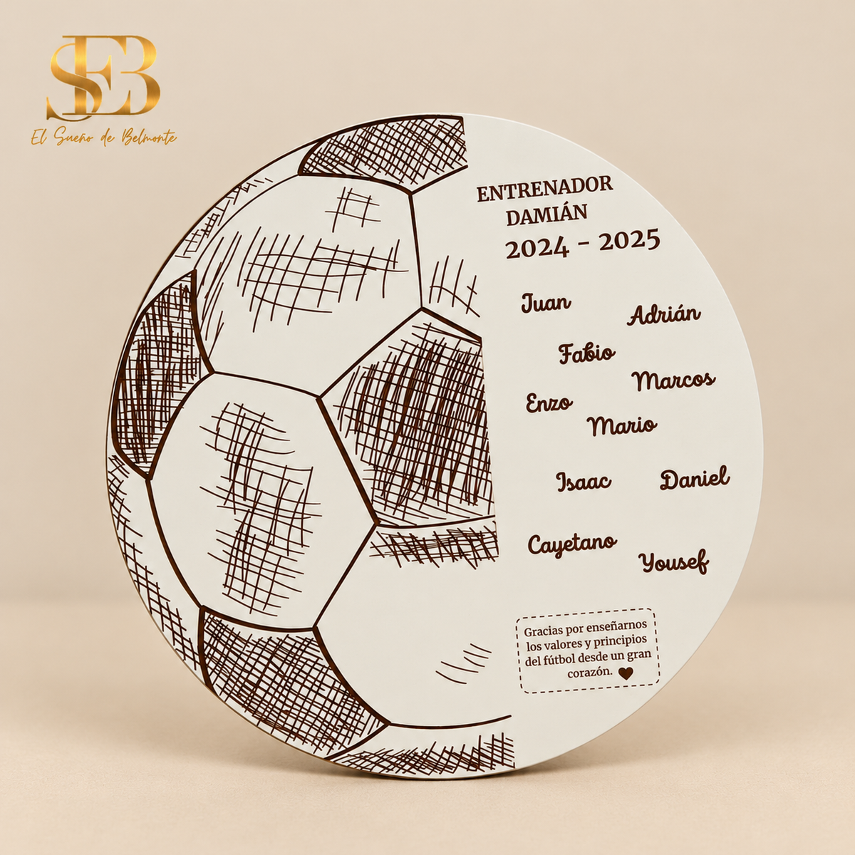 Placa trofeo personalizada para entrenador de fútbol con nombres del equipo, en madera MDF blanca con soporte - El Sueño de Belmonte