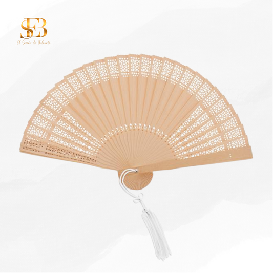 Abanico de madera personalizado para bodas y comuniones, vista 1 - El Sueño de Belmonte