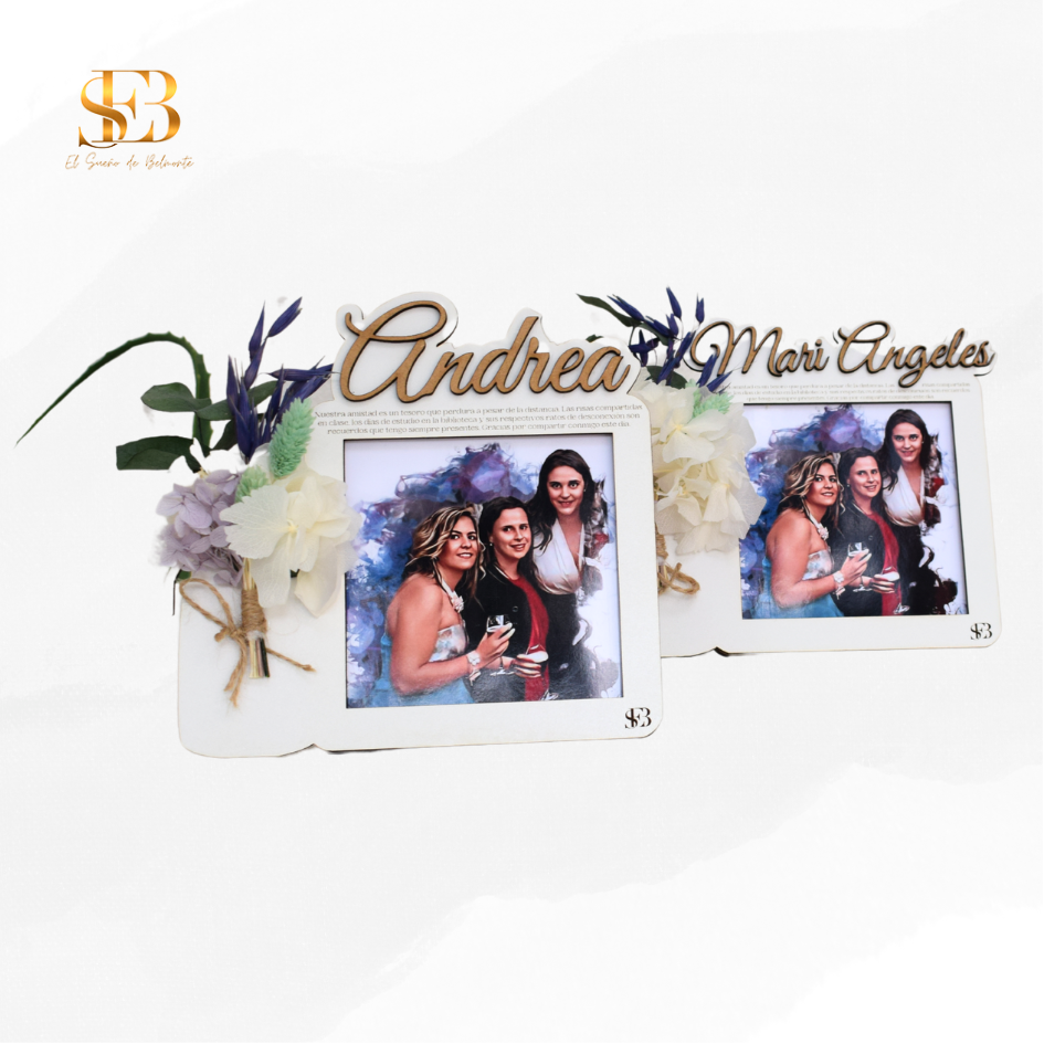 Portafotos de flores personalizado con flores preservadas - regalo cumpleaños y aniversarios - El Sueño de Belmonte