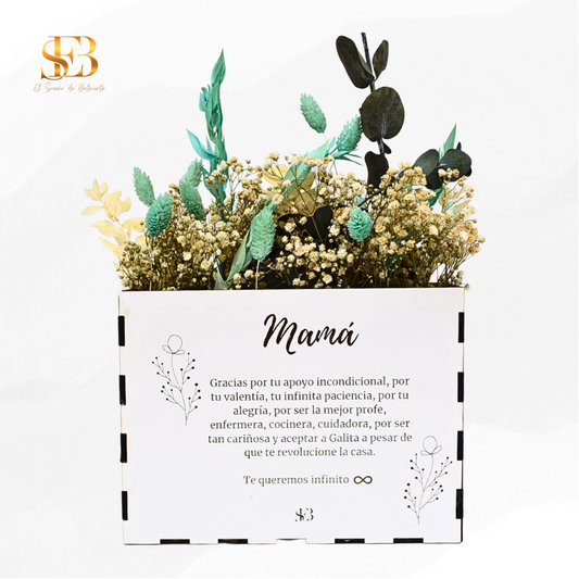 Caja Blume personalizada en madera con flores preservadas - regalo de cumpleaños y aniversario - El Sueño de Belmonte