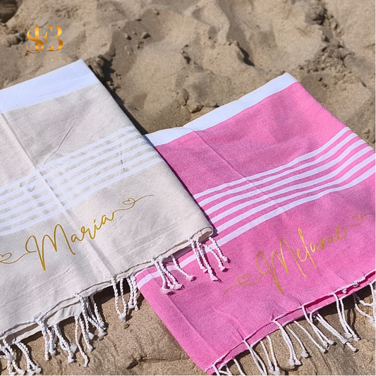Toalla pareo personalizada con nombre para playa y piscina - El Sueño de Belmonte