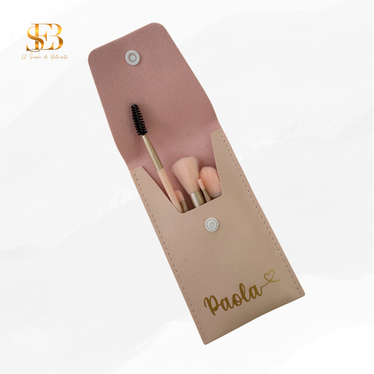 Set de brochas con estuche personalizado para invitados de boda - El Sueño de Belmonte