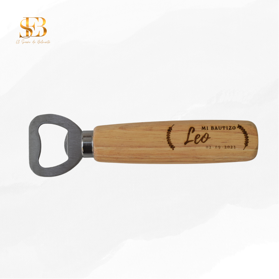 Abridor de madera personalizado para invitados de boda, vista 3 - El Sueño de Belmonte