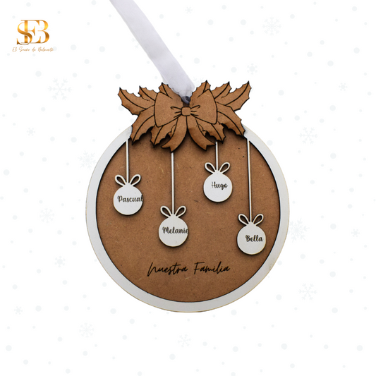 Bola de navidad de madera para toda la familia personalizado con los nombres de cada familiar