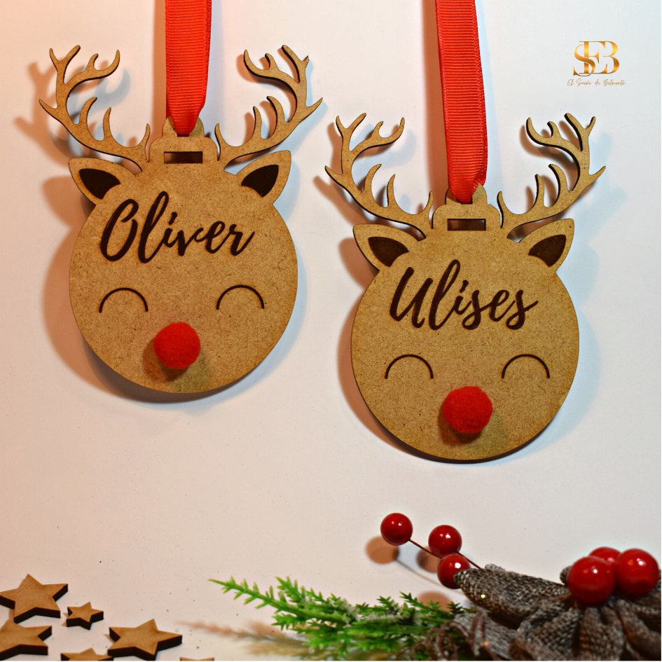 Bola de Navidad Renito Personalizada en Madera con nombre grabado – El Sueño de Belmonte