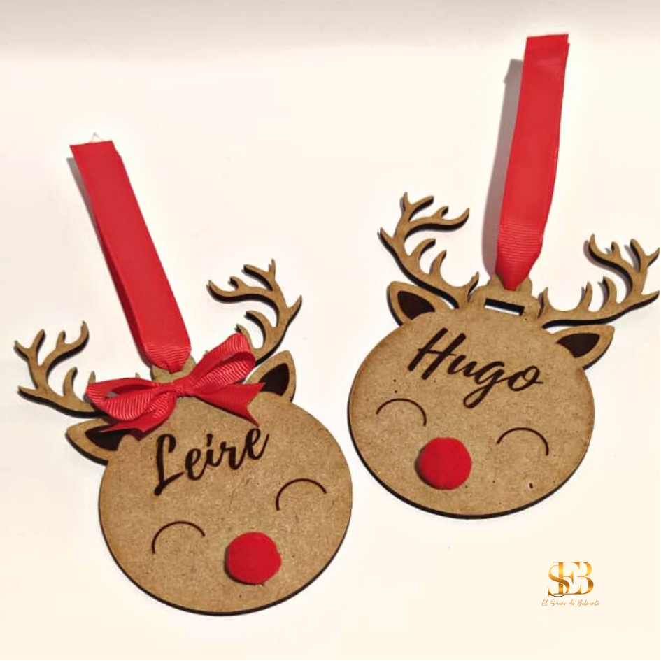 Bola de Navidad Renito Personalizada en Madera con nombre grabado – El Sueño de Belmonte