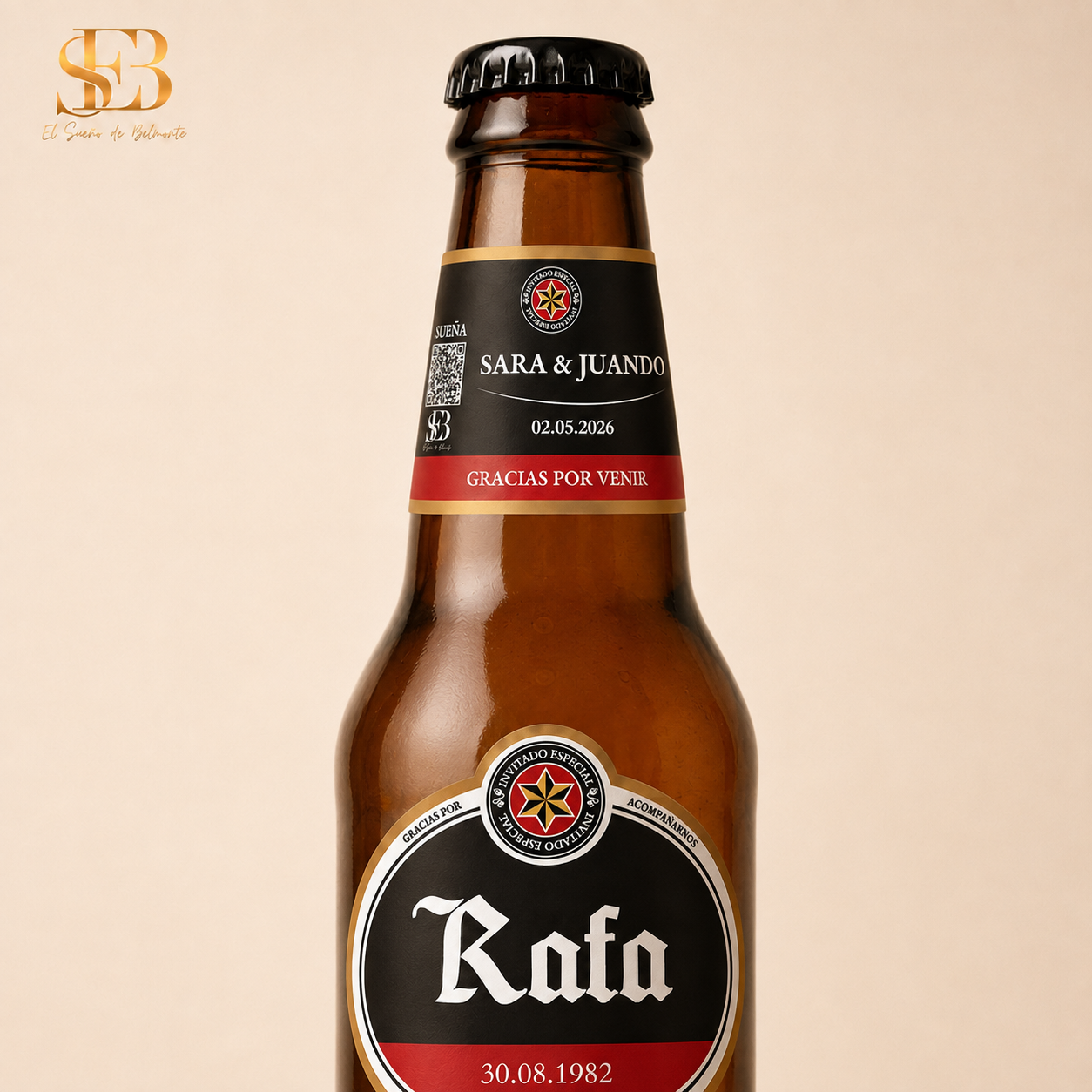 Botella de cerveza personalizada con etiqueta frontal y etiqueta de cuello a juego